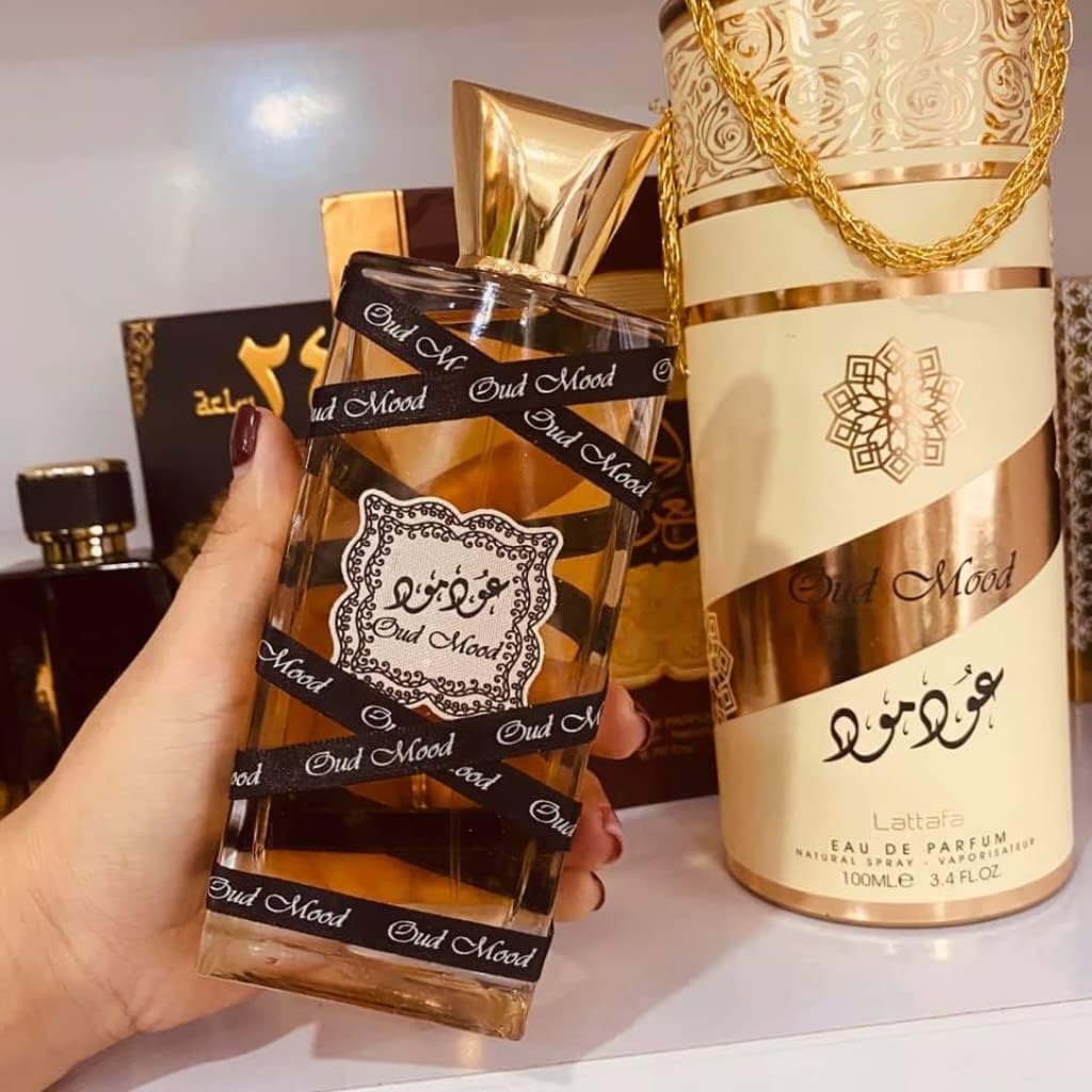 Fragancia Oud Mood de Lattafa (EDP) Unisex-100 ml